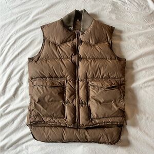 Goose down vest
